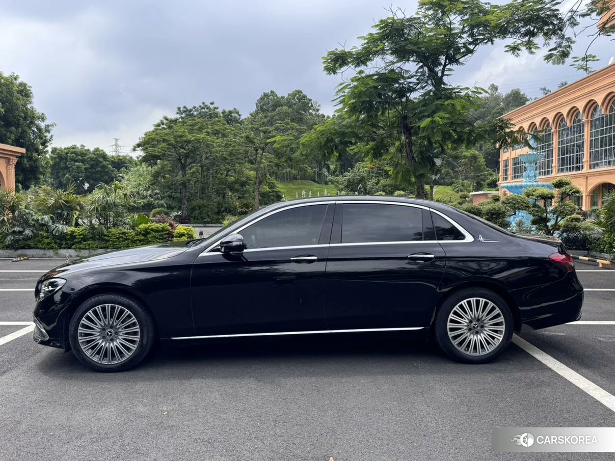 Mercedes-Benz E-Class 2021 Черный из Китая, фото 4