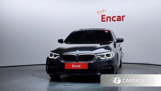 BMW 5 Series (G30) id 4615507 из Кореи 13