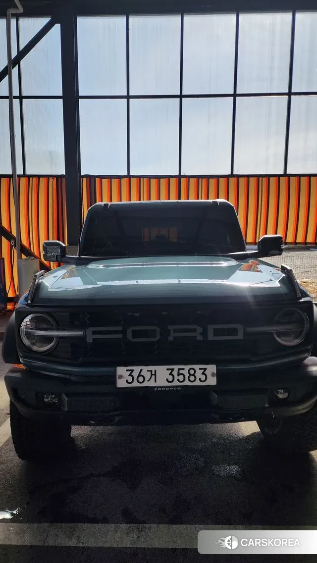 Ford Bronco 6th Generation 2022 Небесно-голубой из Кореи, фото 4