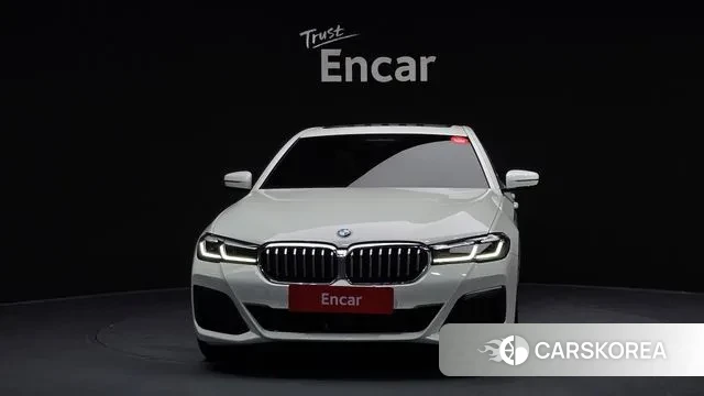 BMW 5 Series (G30) id 3360675 из Кореи 13