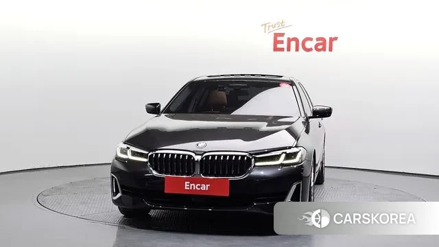 BMW 5 Series (G30) id 3611803 из Кореи 13