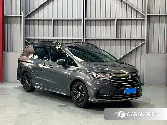 Honda Odyssey 2022 Темно-серый из Китая, фото 3