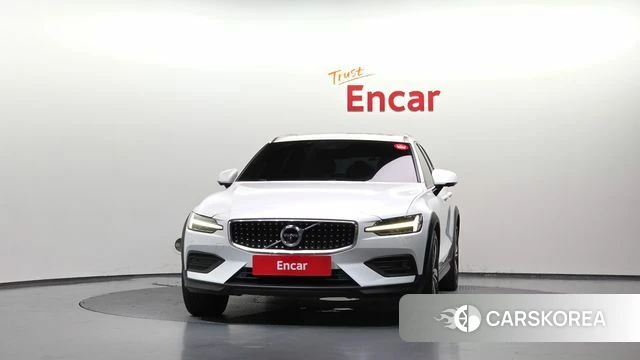 Volvo V60 Cross-Country 2nd Generation id 4684069 из Кореи 23