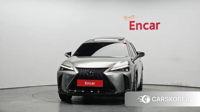 Lexus UX250h id 3923576 из Кореи 13