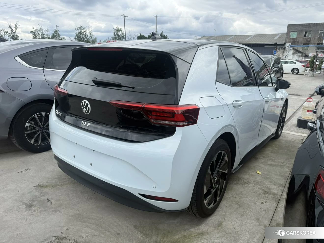 Volkswagen ID.3 2022 Белый из Китая, фото 3