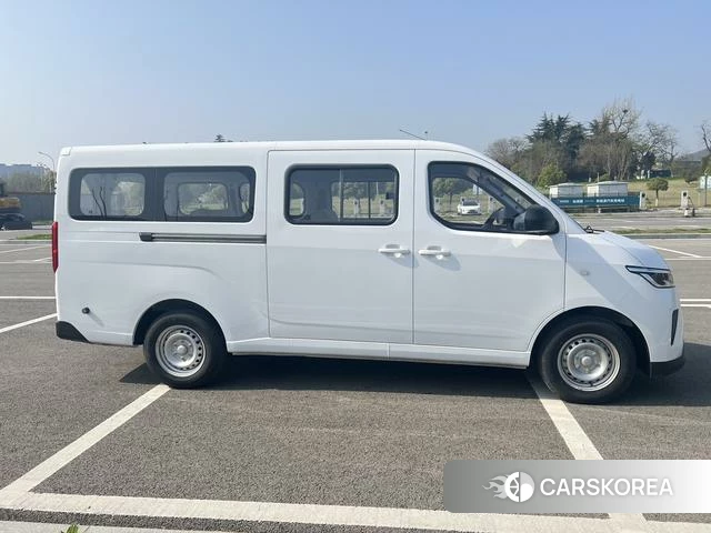 Wuling Automobile Wuling Yangguang id 3920361 из Китая 8