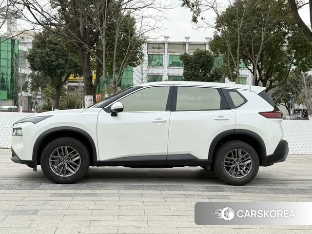 Nissan Qijun 2022 Белый из Китая, фото 5