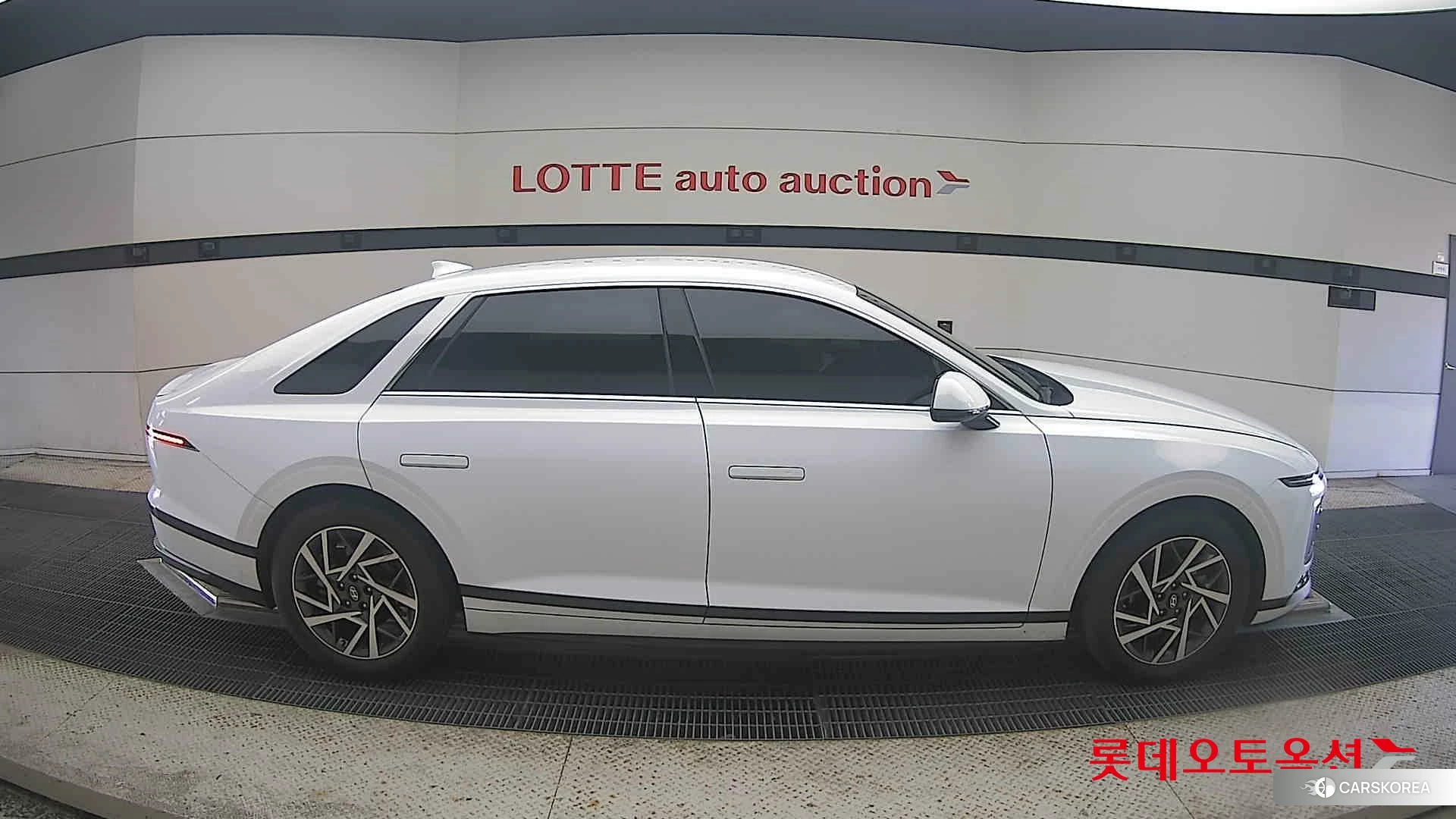 Hyundai Grandeur Hybrid id 4909165 из Кореи 23