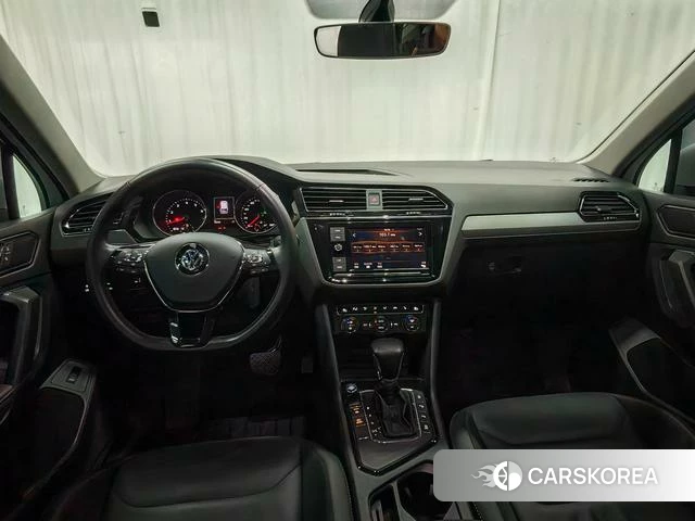 Volkswagen Tiguan L id 4219620 из Китая 13