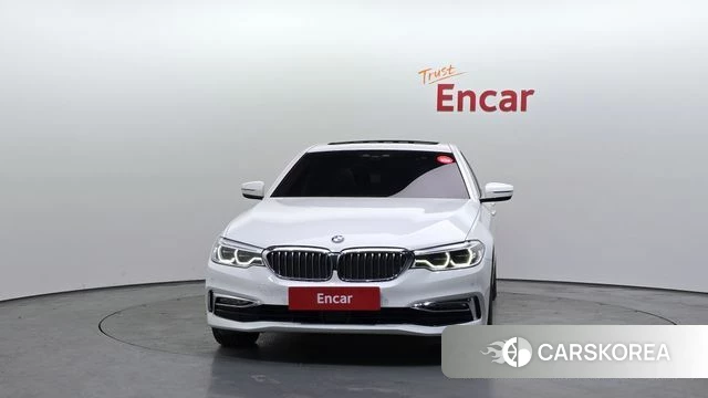 BMW 5 Series (G30) id 3873845 из Кореи 13