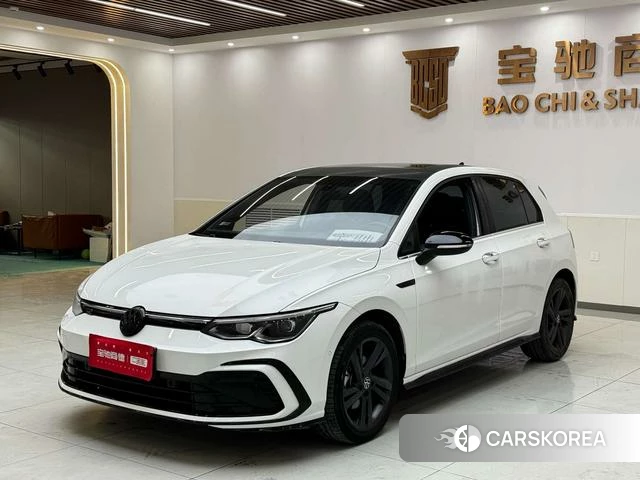 Volkswagen Golf 2023 Белый из Китая, фото 6