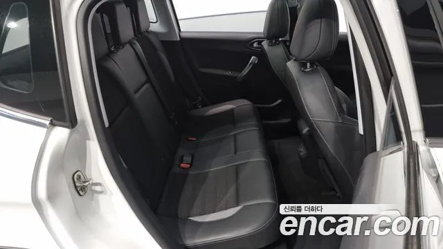 Peugeot 2008 id 2532656 из Кореи 13