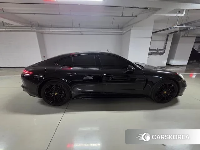 Porsche Panamera (971) 2018 Черный из Кореи, фото 5