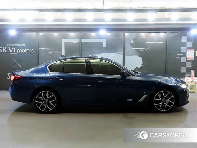 BMW 5 Series (G30) id 4872620 из Кореи 12
