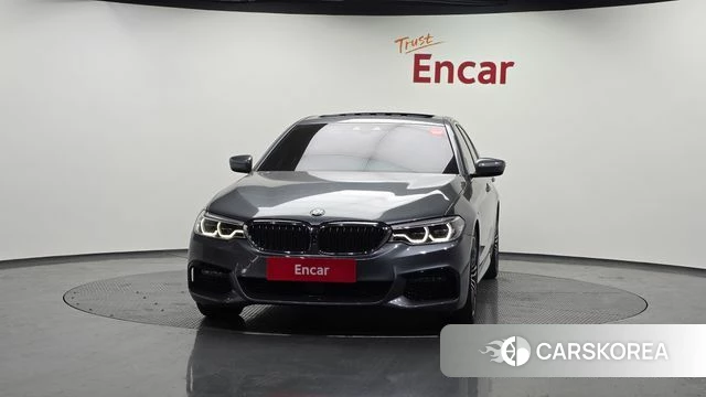 BMW 5 Series (G30) id 3955362 из Кореи 13