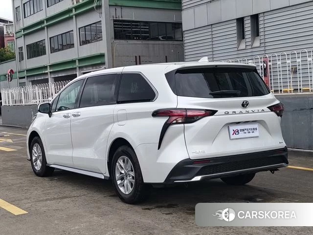 Toyota Grevia id 4329028 из Китая 12
