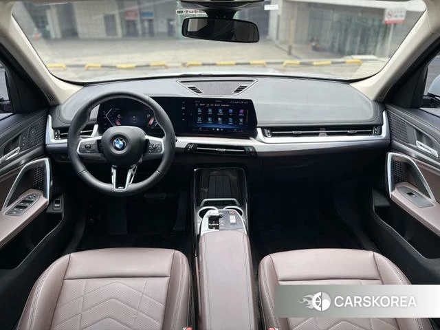 BMW X1 id 4380435 из Китая 9