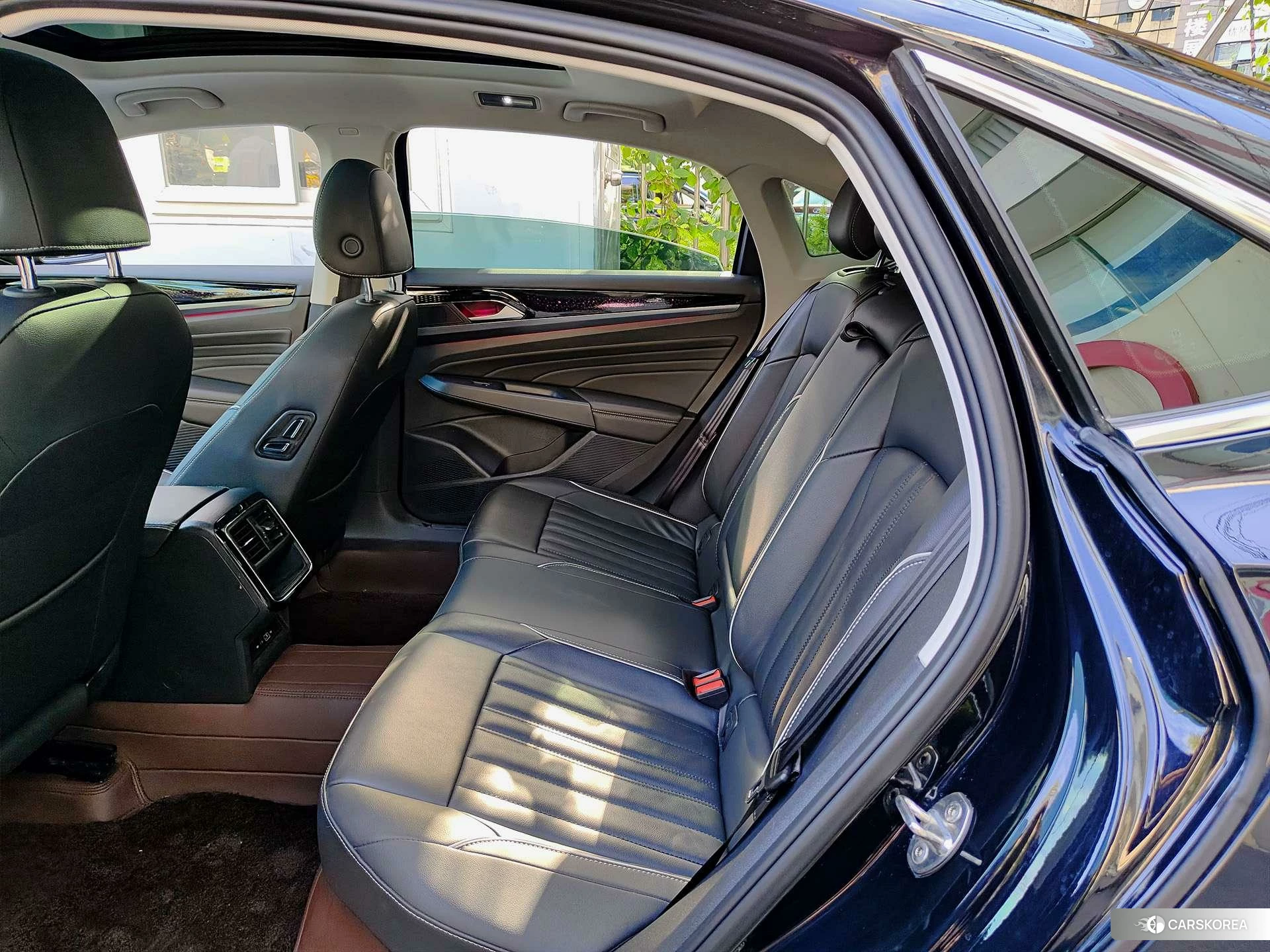 Volkswagen Passat 2021 Черный из Китая, фото 4