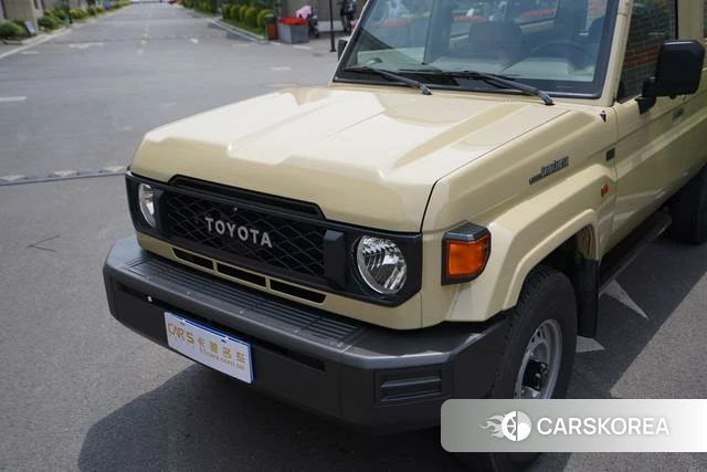Toyota Land Cruiser 70 Series id 4314818 из Китая 18