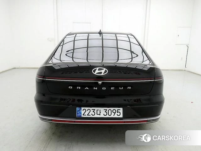 Hyundai Grandeur (GN7) id 3818123 из Кореи 13