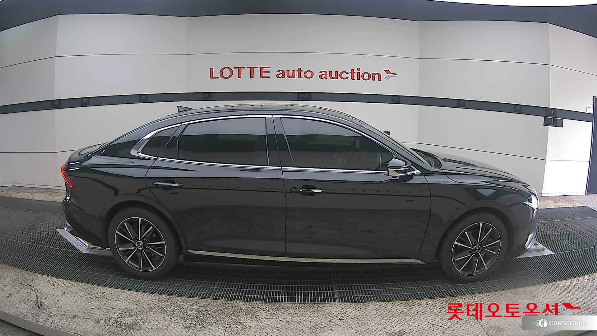 Hyundai Grandeur id 3888365 из Кореи 23