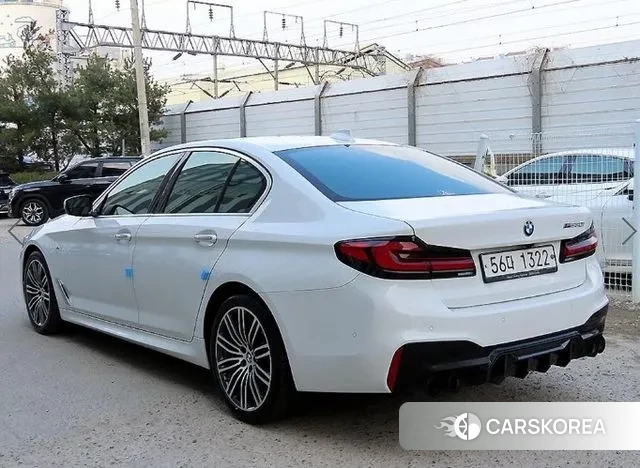 BMW 5 Series (G30) id 3766755 из Кореи 11