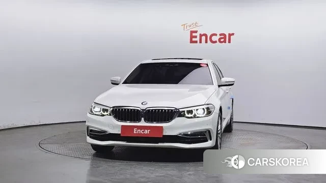 BMW 5 Series (G30) id 3182695 из Кореи 13