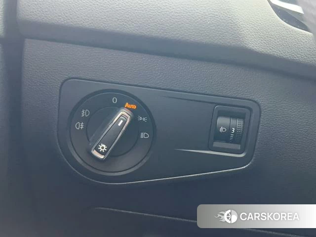 Volkswagen Tiguan L id 4213775 из Китая 16