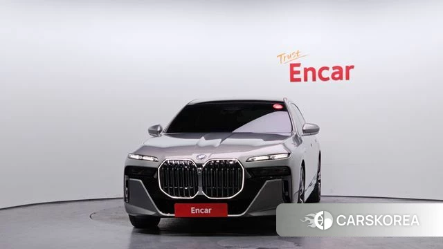 BMW 7 Series (G70) id 3838423 из Кореи 13