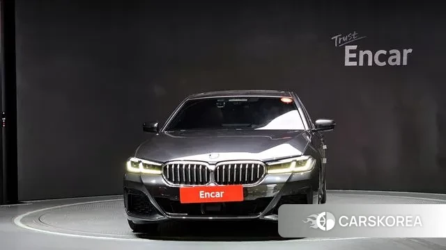 BMW 5 Series (G30) id 3165677 из Кореи 13