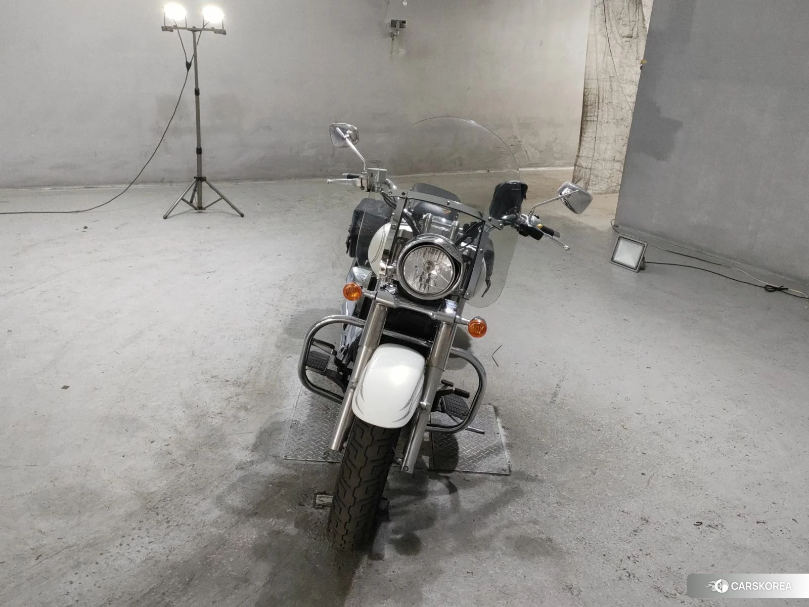 Проданный Suzuki INTRUDER 400 CLASSIC 2012 из Японии, фото 4