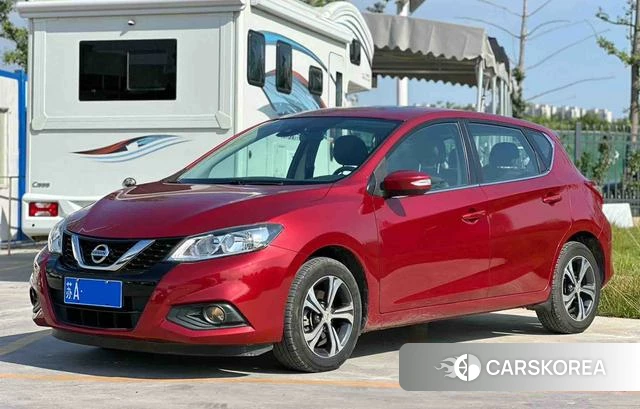 Nissan TIIDA 2019 Красный из Китая, фото 3