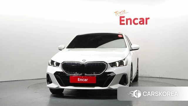 BMW 5 Series (G60) id 4607591 из Кореи 13