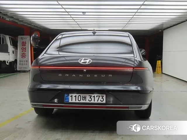 Hyundai Grandeur (GN7) id 3675369 из Кореи 13