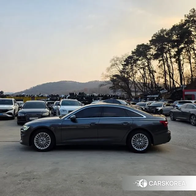 Audi A6 (C8) id 3759871 из Кореи 13