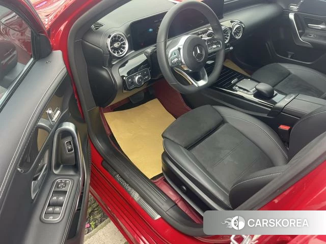 Mercedes-Benz Class A id 4353013 из Китая 10