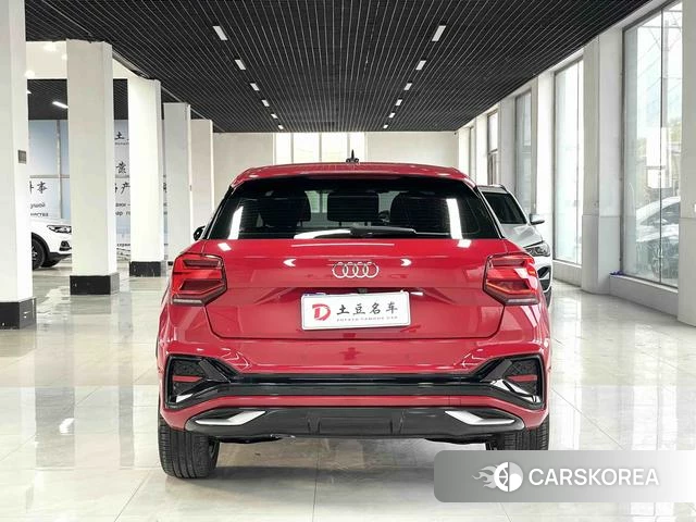 Audi Q2L id 4313550 из Китая 12