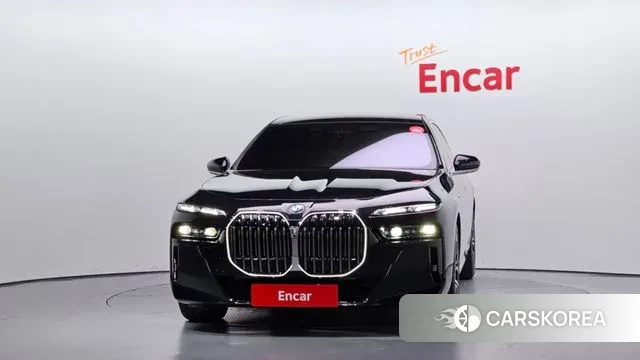 BMW 7 Series (G70) id 3332726 из Кореи 13