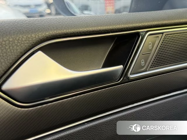 Volkswagen Magotan id 4271606 из Китая 23