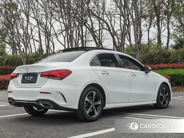 Mercedes-Benz Class A 2022 Белый из Китая, фото 6