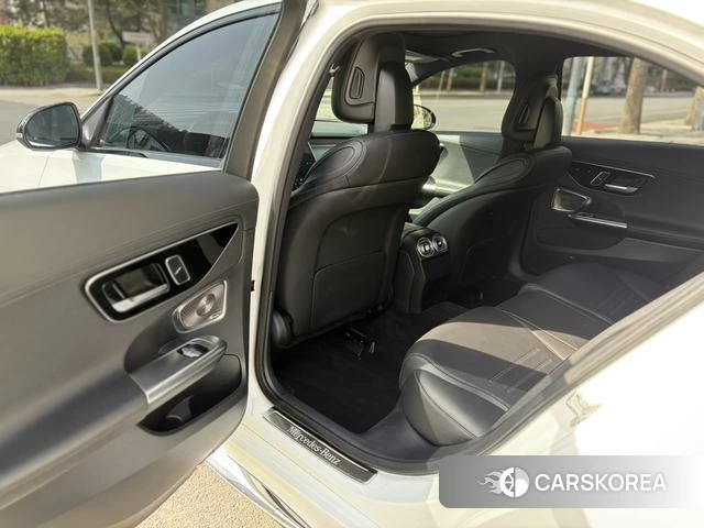 Mercedes-Benz Class C id 4256756 из Китая 21