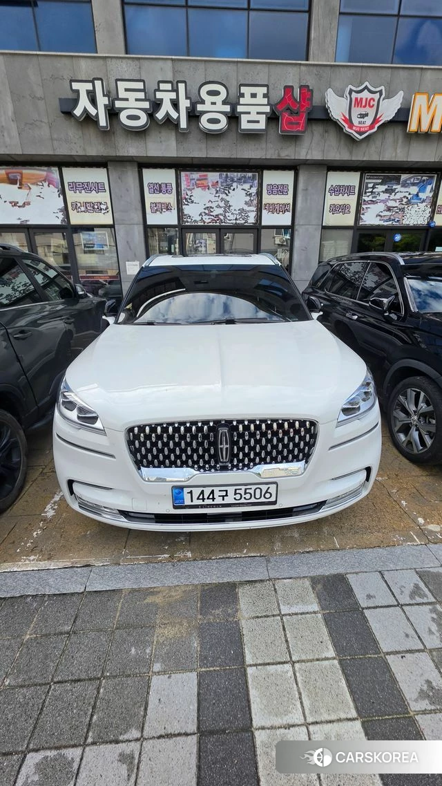 Lincoln Aviator 2nd generation 2023 Белый из Кореи, фото 3