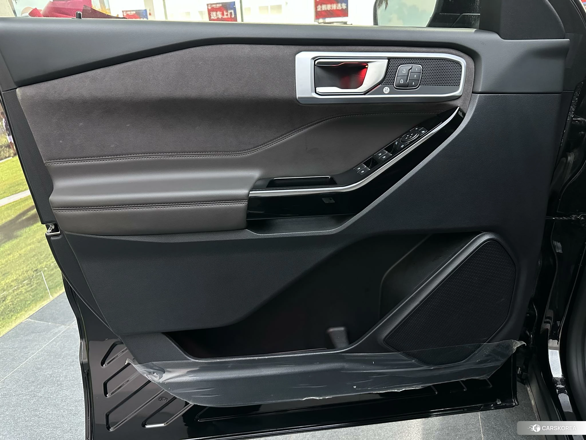 Ford Explorer id 4420171 из Китая 12
