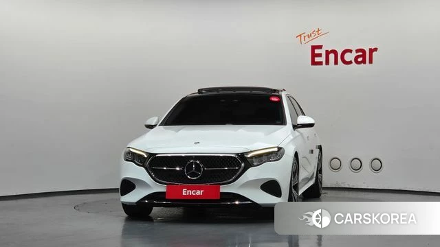 Mercedes-Benz E-Class W214 id 4640173 из Кореи 23