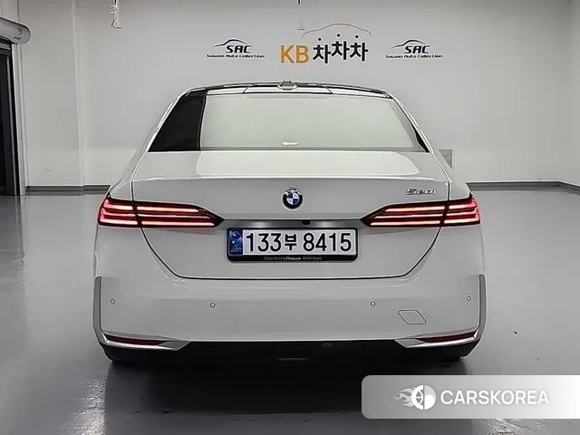 BMW 5 Series (G60) id 3405033 из Кореи 12