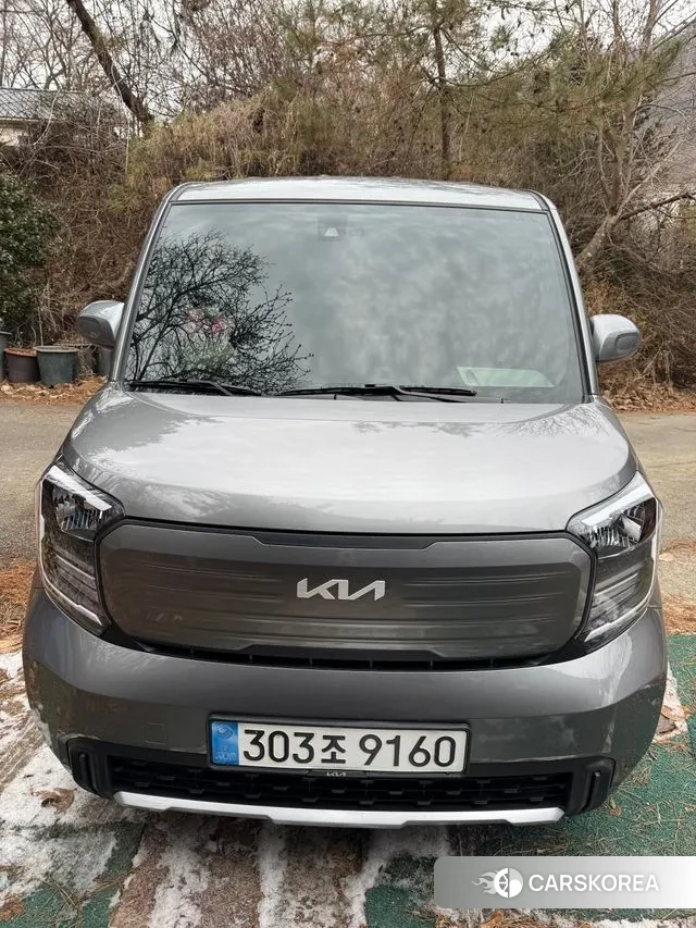 Kia The New Kia Ray 2023 Серебристо-серый из Кореи, фото 3