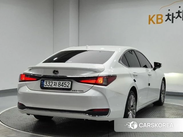 Lexus ES300h 7th generation id 4506074 из Кореи 11