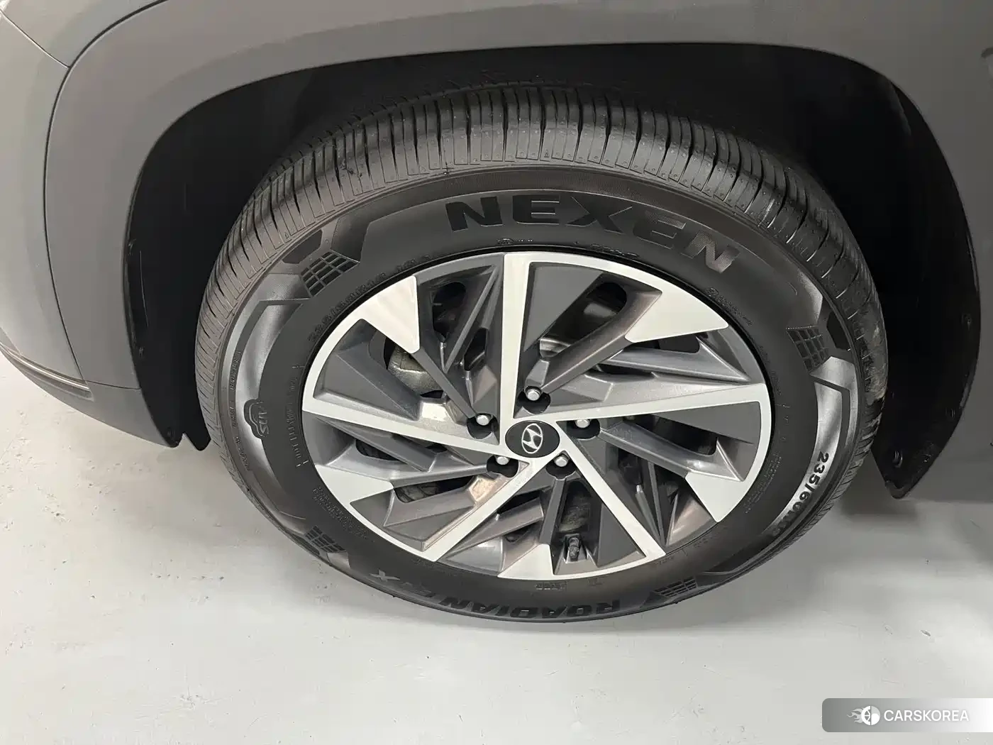 Hyundai Tucson id 4547639 из Китая 12