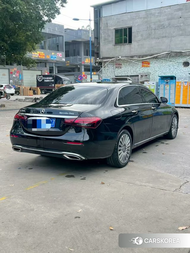 Mercedes-Benz E-class 2022 Черный из Китая, фото 3