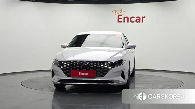 Hyundai The New Grandeur IG Hybrid id 4330415 из Кореи 23